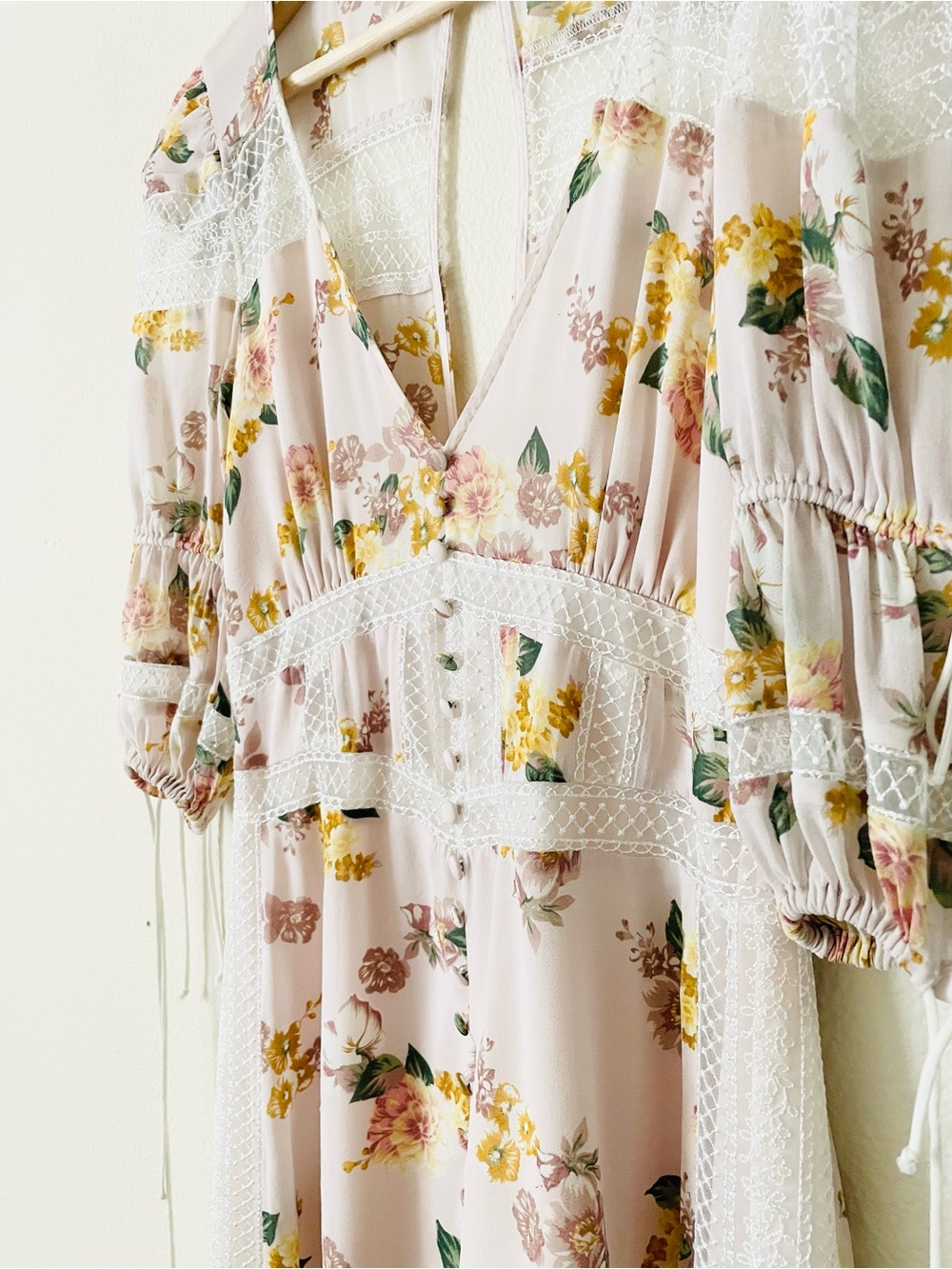 For Love & Lemons SMALL Isadora pink floral short sleeve mini dress - Picture 4 of 10